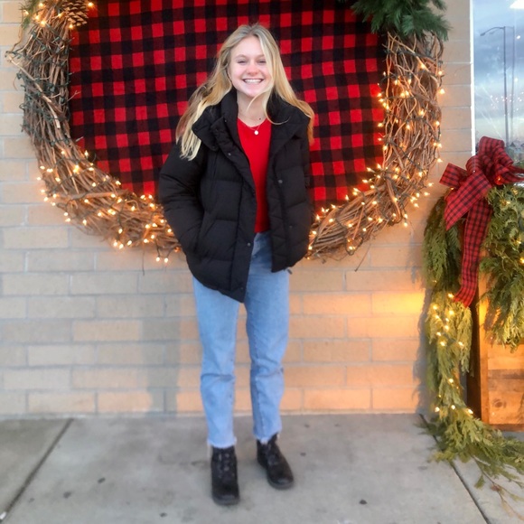 Meet your Posher, Victoria - Picture 1 of 6